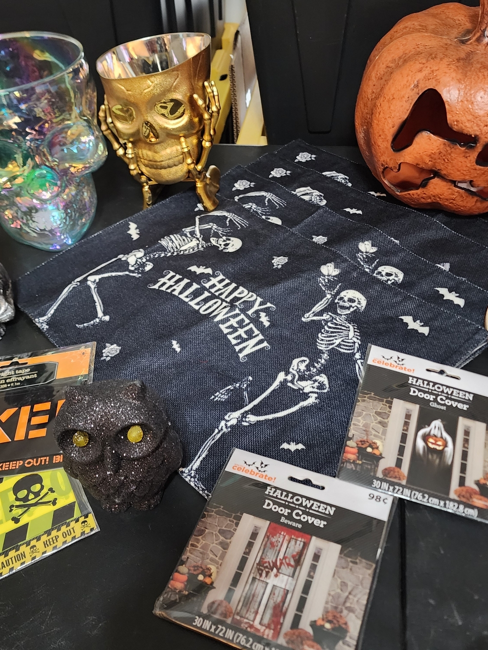 15 Pc 'Happy Halloween' Skeleton Bundle
